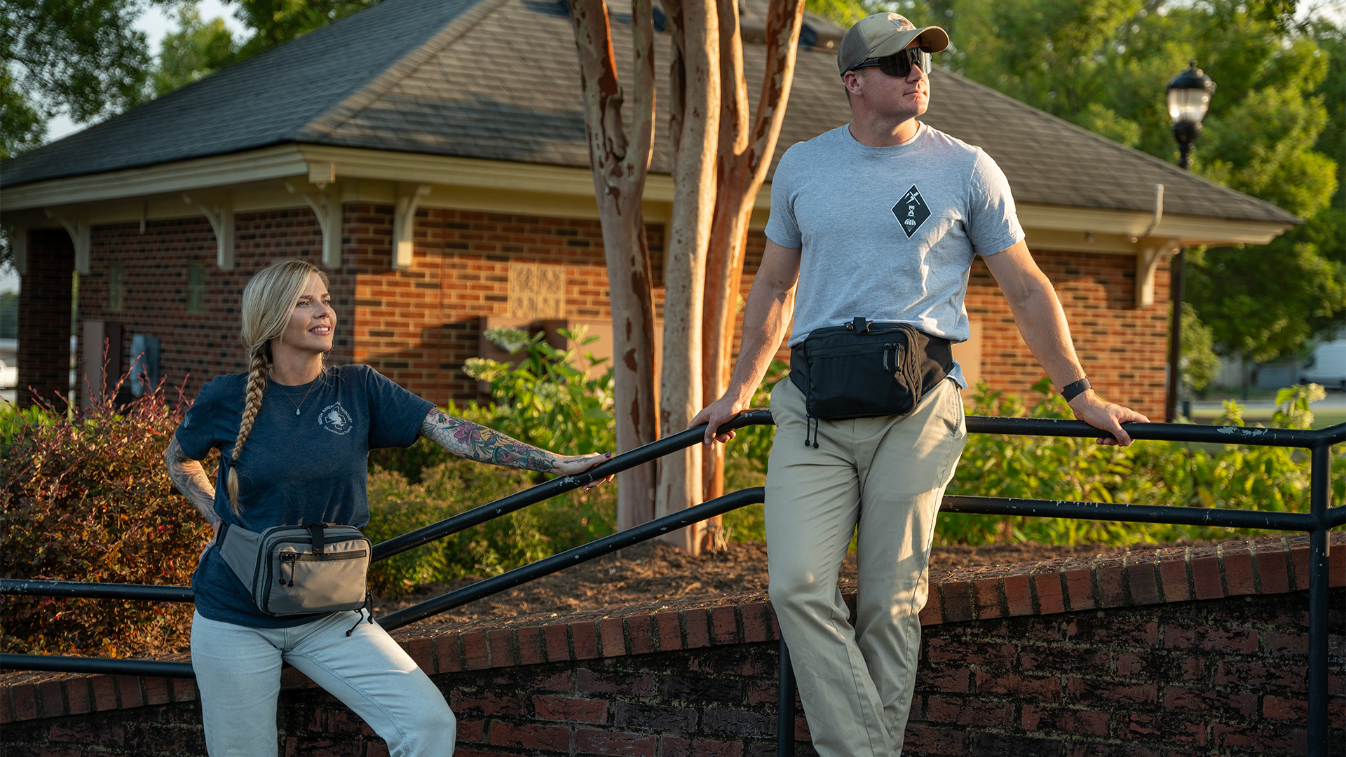 Every Day Carry Concealment Fanny Pack Lifestyle 1